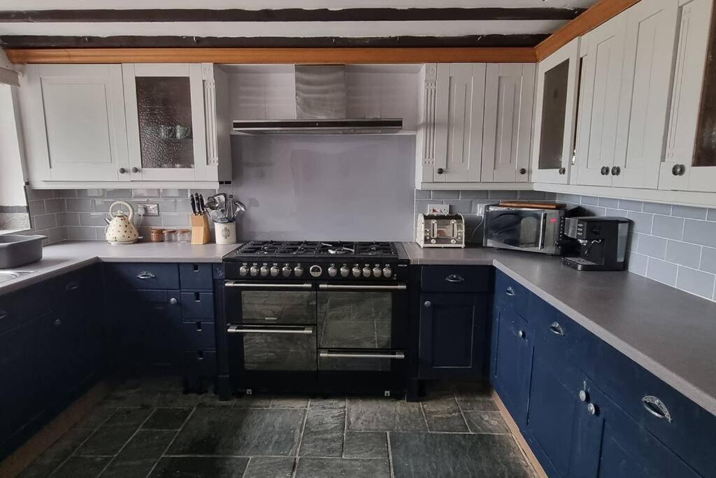 Peaceful Countryside Retreat Near Beach/Lakes Distington エクステリア 写真